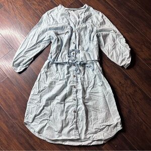 Speed Control Light Blue Waist Tie Chambray Button Down Dress